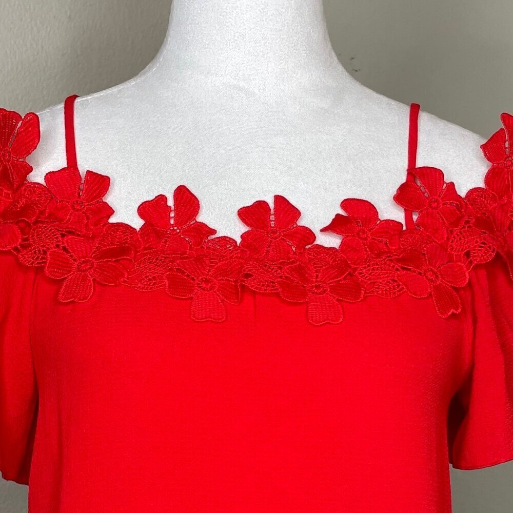 AWESOME USA Red Coquette Floral Lace Cold Shoulder Flutter Sleeve Top S - Picture 3 of 8